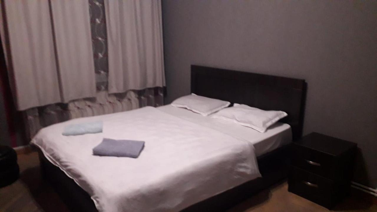Hotel Mariel Tiflis Exterior foto